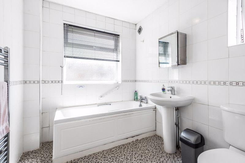Amanda Court, Langley 3 bed semidetached house £525,000