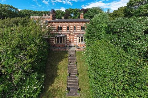 Woodlands Brackendene Drive, Gateshead, NE9 6DP