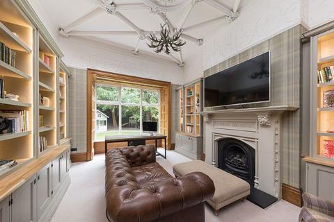 Woodlands Brackendene Drive, Gateshead, NE9 6DP