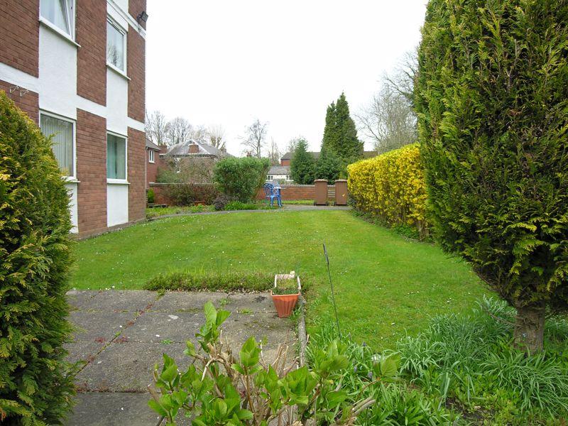 Communal Grounds