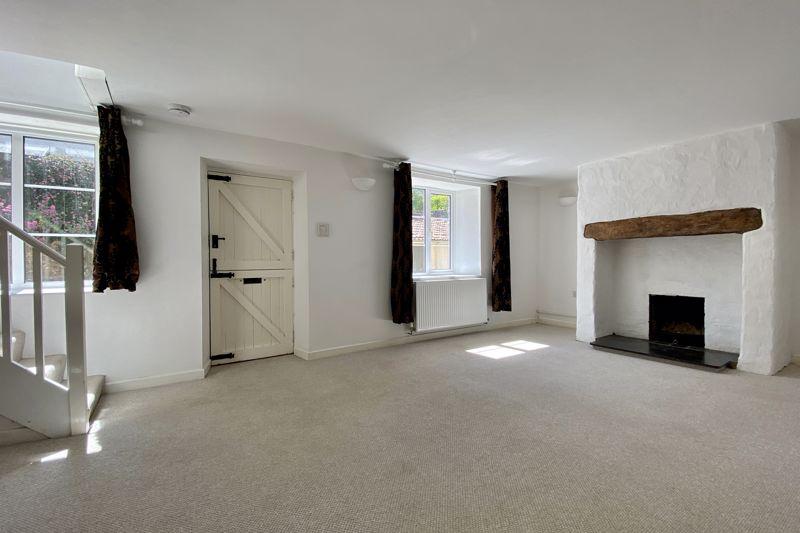 Castle Hill, Nether Stowey 3 bed terraced house £280,000