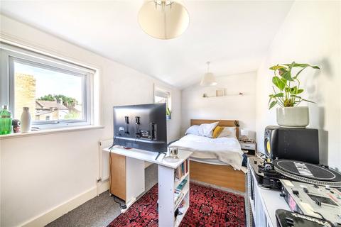 5 Caulfield Road, London, SE15 2DE
