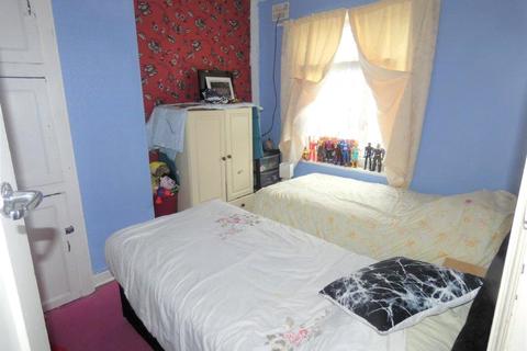 147 Carr Bottom Avenue, Bradford, BD5 9BD