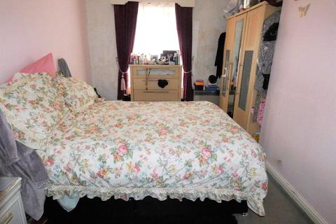 147 Carr Bottom Avenue, Bradford, BD5 9BD