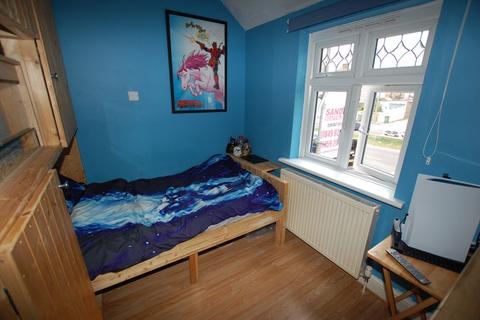 44 Stifford Road, Aveley, South Ockendon, RM15 4AA