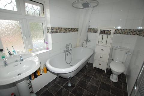 44 Stifford Road, Aveley, South Ockendon, RM15 4AA