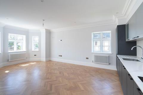 Flat 3, Sapphire Mansion, 13 Coombe Lane West, Kingston Upon Thames, KT2 7EW