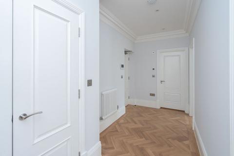 Flat 3, Sapphire Mansion, 13 Coombe Lane West, Kingston Upon Thames, KT2 7EW