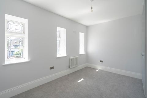 Flat 3, Sapphire Mansion, 13 Coombe Lane West, Kingston Upon Thames, KT2 7EW