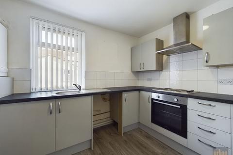 2 bedroom flat to rent, Poplar Grove, Seaforth