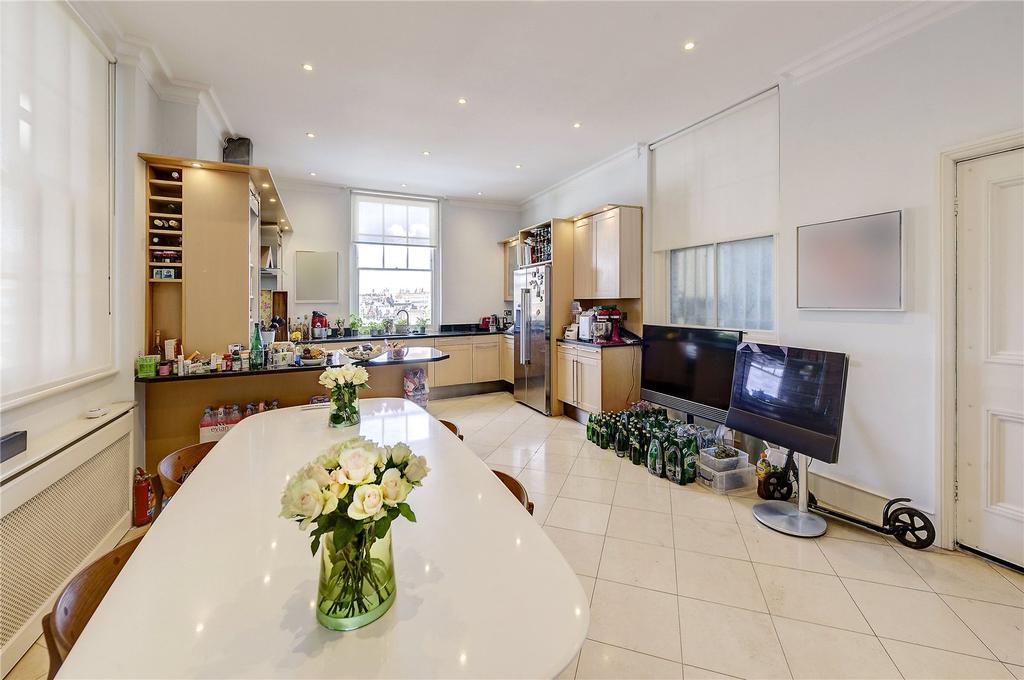 Kitchen Breakfast Rm