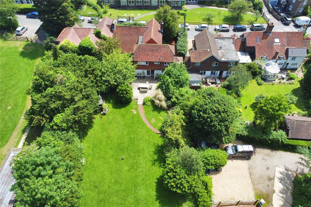 Garden &amp; Parking