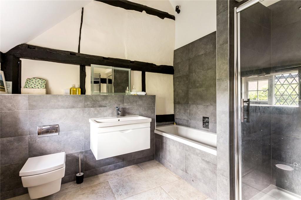 Bedroom 1 En Suite