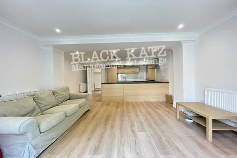 1 bedroom apartment to rent, SW4