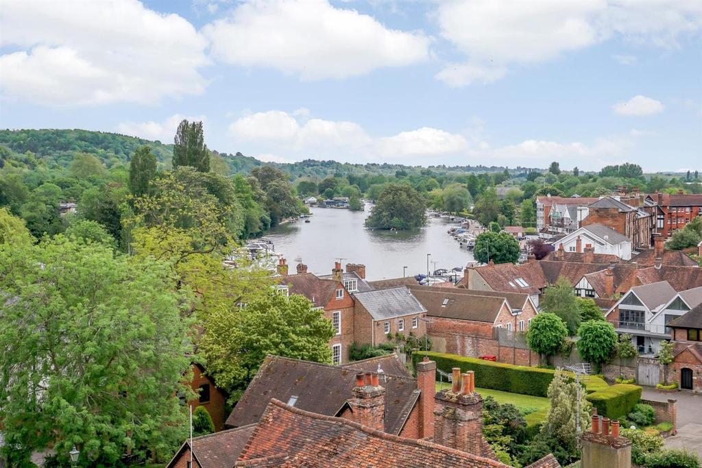 Roof view of river