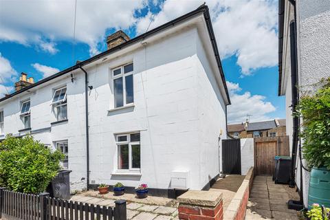 31 Westfield Road, Surbiton, KT6 4EL