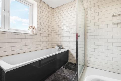 31 Westfield Road, Surbiton, KT6 4EL