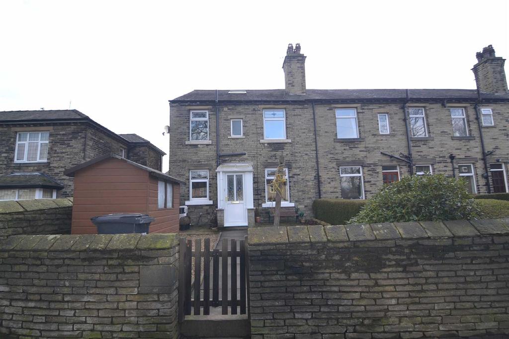 Wakefield Road, Lightcliffe, Halifax 3 bed end of terrace house £750 pcm (£173 pw)