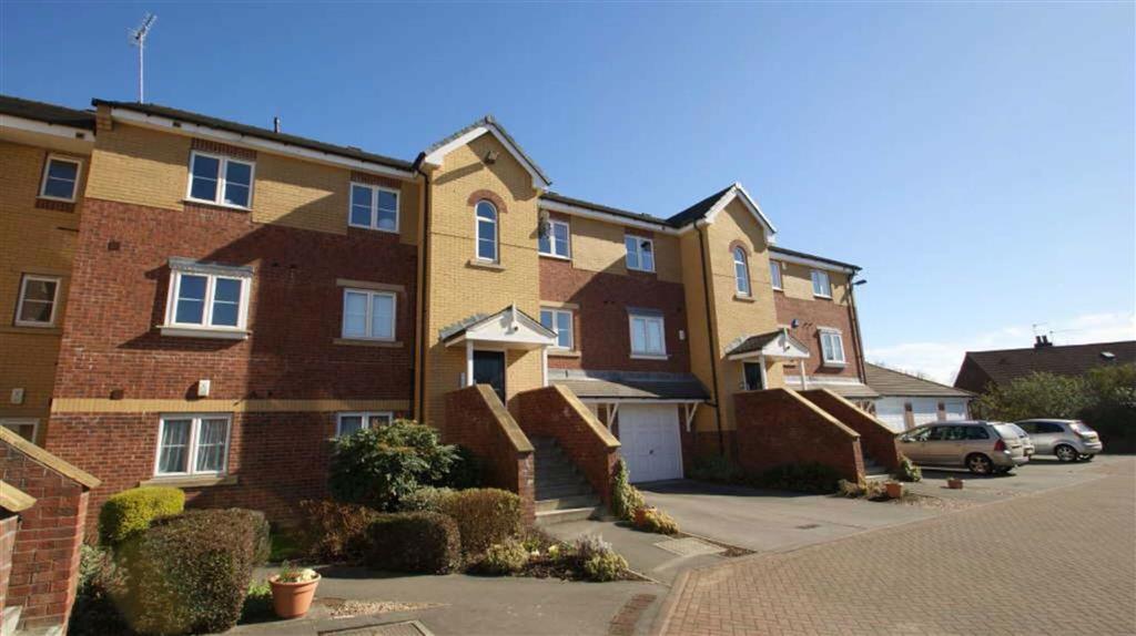 Cherry Court, Headingley, LS6 3 bed flat £895 pcm (£207 pw)
