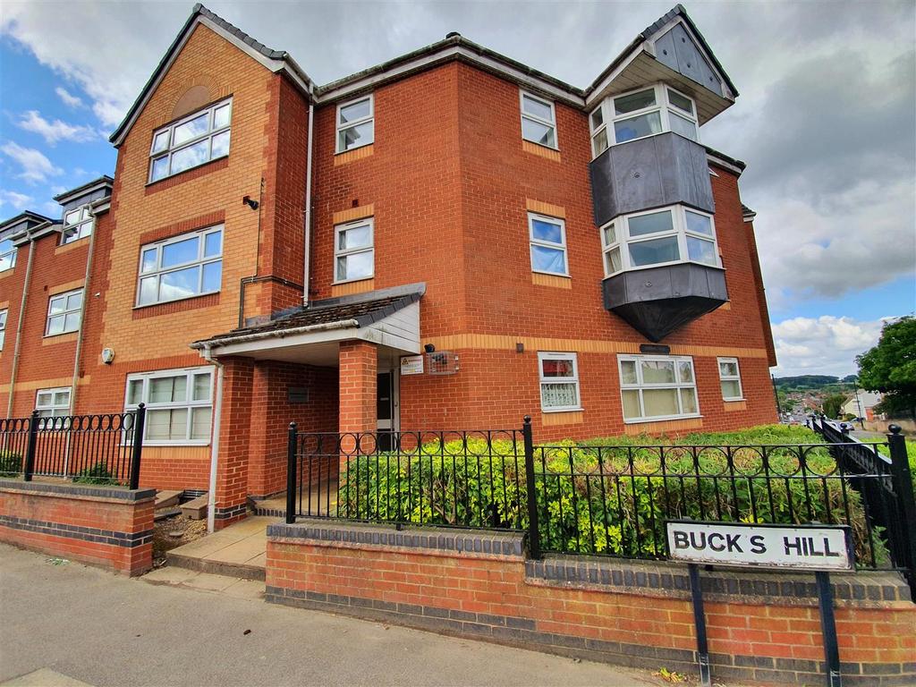 Pickering Lodge, Chapel End, Nuneaton 2 bed apartment £100,000