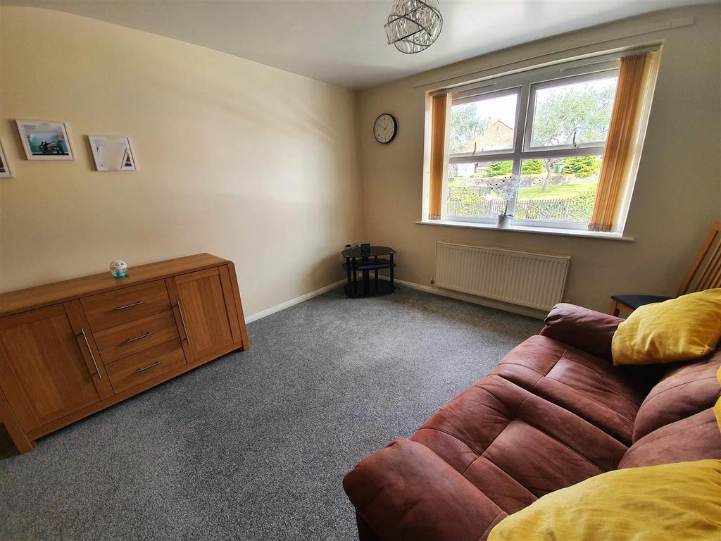 Pickering Lodge, Chapel End, Nuneaton 2 bed apartment £100,000