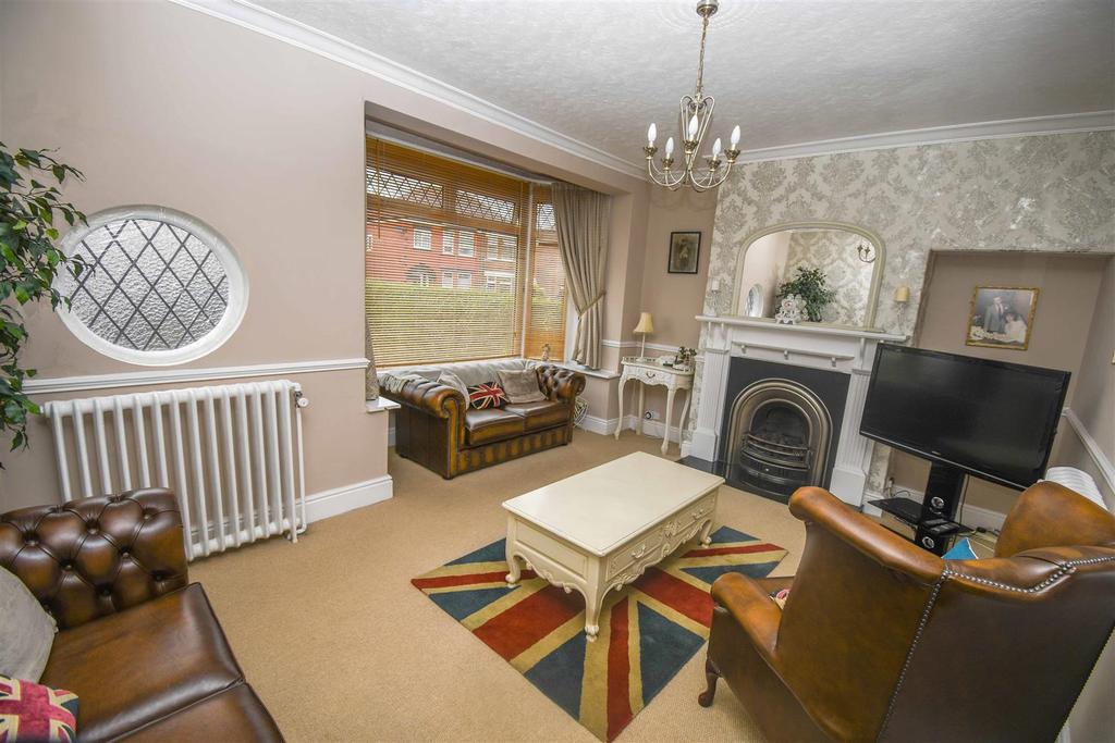 Belgrave Drive, Hull 3 bed semidetached house £210,000