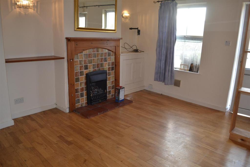 Mill Street, Leominster 2 bed cottage £135,000