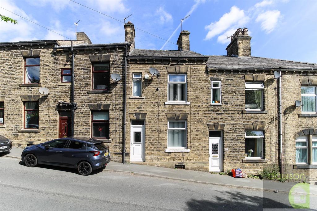 Rochdale Road, Halifax 3 bed terraced house £650 pcm (£150 pw)
