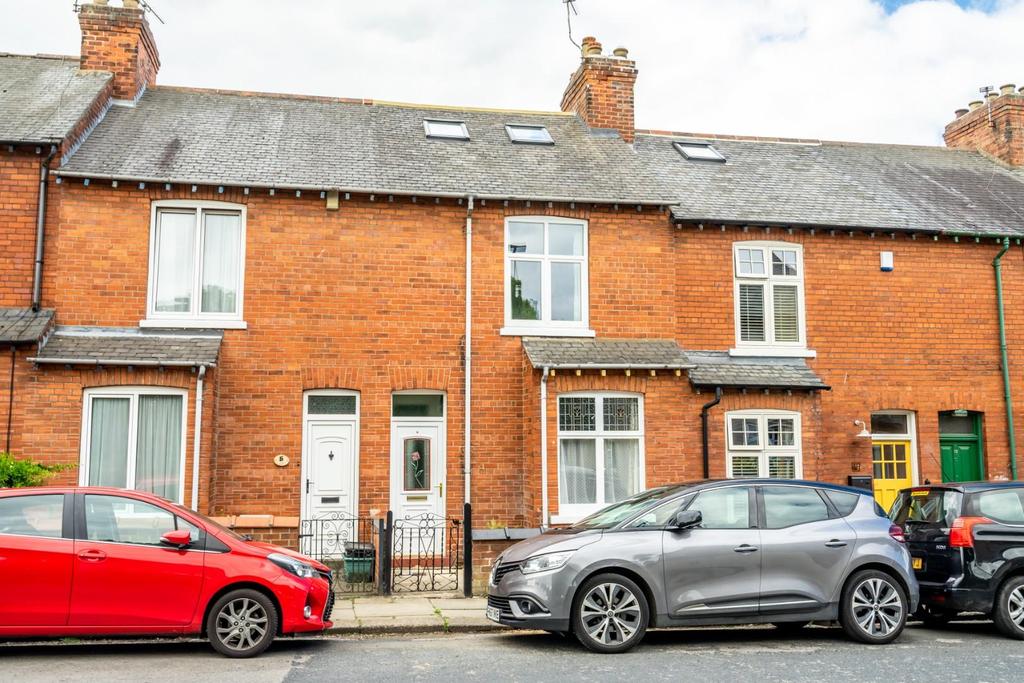 Balmoral Terrace, York 3 bed terraced house £350,000