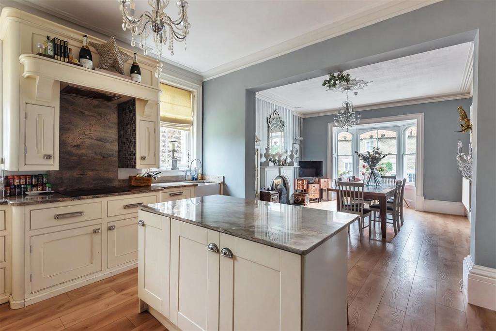 Breakfast kitchen