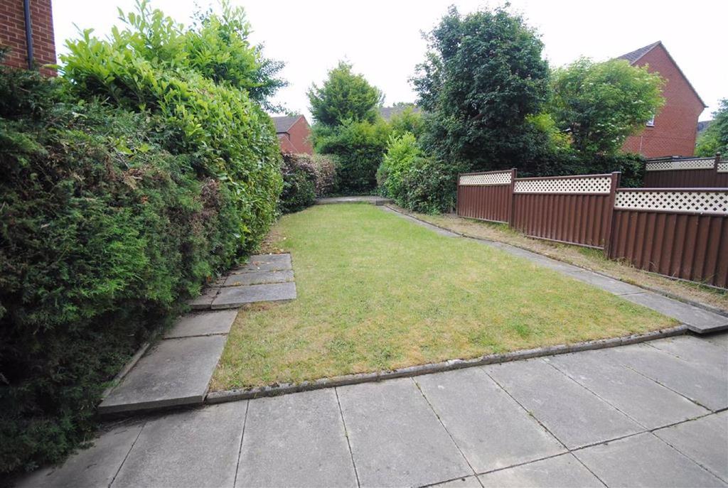 Penlands Lawn, Colton, Leeds, LS15 3 bed townhouse £210,000