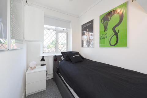 25 Kirby Close, Epsom, KT19 0PW