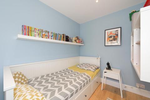 25 Kirby Close, Epsom, KT19 0PW