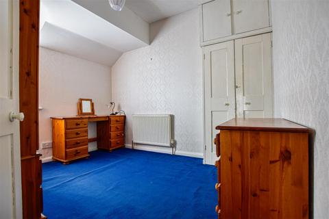 11 Elfrida Crescent, London, SE6 3EP