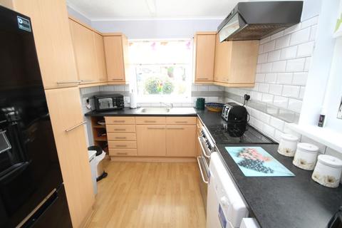 9 Croftlands, Bradford, BD10 8RW