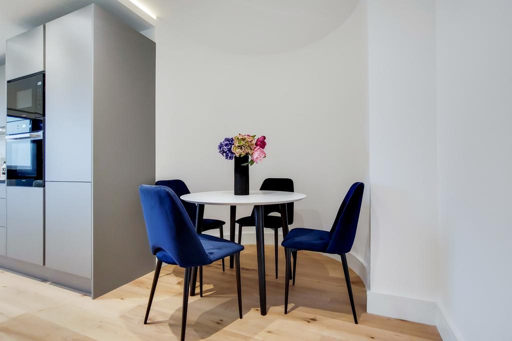 2 Kitchen-Reception-0-min.jpg