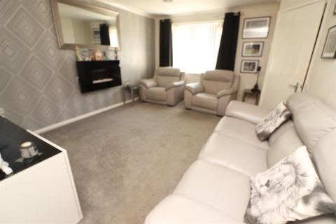 32 The Glen, Yate, Bristol, BS37 5PR