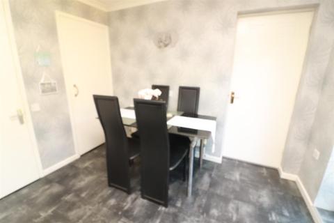 32 The Glen, Yate, Bristol, BS37 5PR