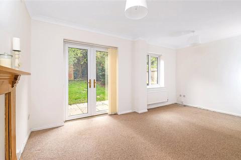 43 Honeysuckle Close, Badger Farm, Winchester, SO22 4QQ