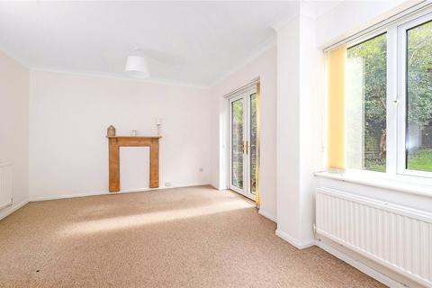 43 Honeysuckle Close, Badger Farm, Winchester, SO22 4QQ