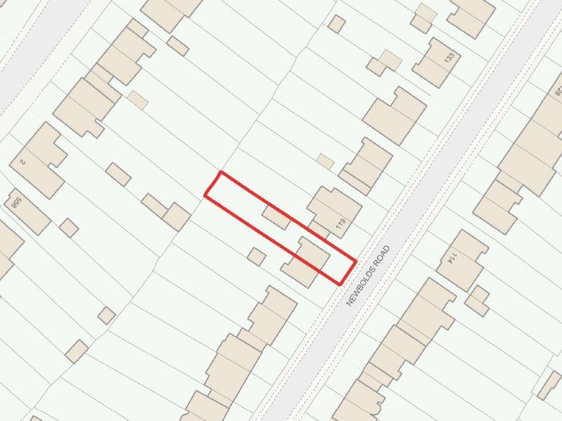 Newbolds Road, Wolverhampton, WV10 0SE 2 bed semidetached house £49,000
