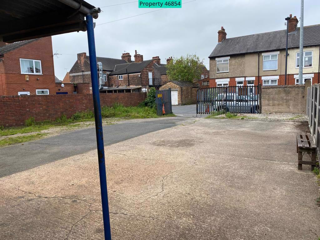 4 White Street, Selby, YO8 Property £750 pcm (£173 pw)