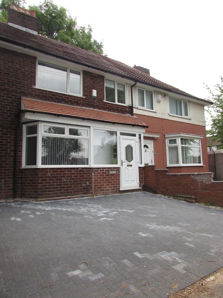 Woodhouse Lane, Manchester, M22 3 bed terraced house £190,000