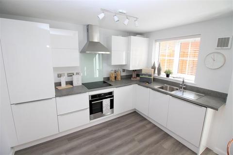 17 Barley Fields, Thornbury, Bristol, BS35 1AJ