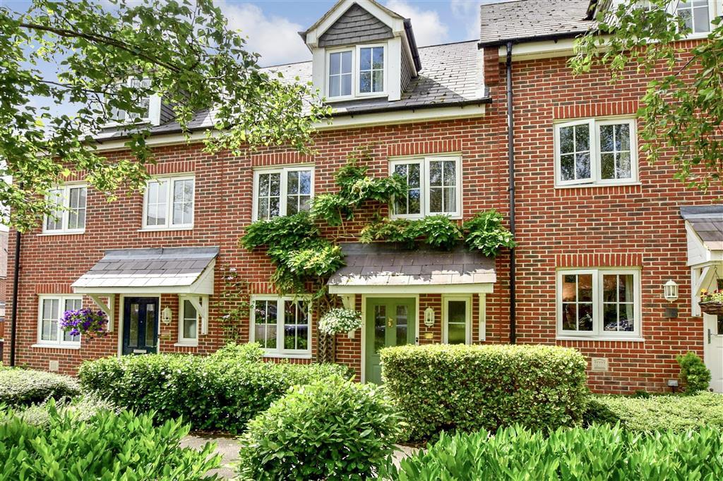 Toronto Road, Petworth, West Sussex 3 bed townhouse £395,000