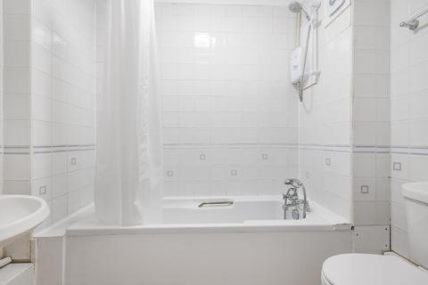 10 Caroline Close, London, SW16 2XU