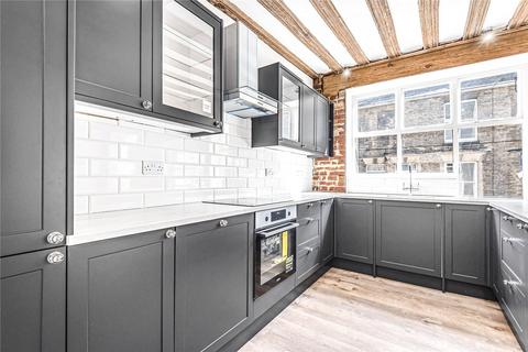 3 bedroom townhouse to rent, Churchgate Street, Bury St Edmunds, Suffolk, IP33