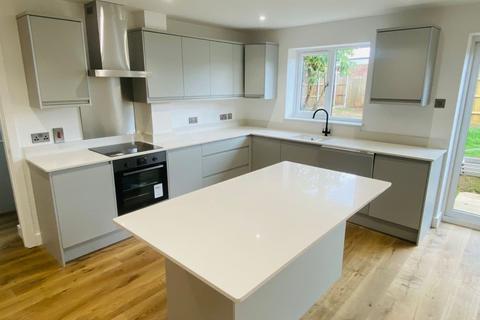 2 Hardy Drive, Hardingstone, Northampton, NN4 6UX