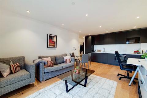 1 bedroom flat to rent, Luxe Tower, 12 Dock Street, London