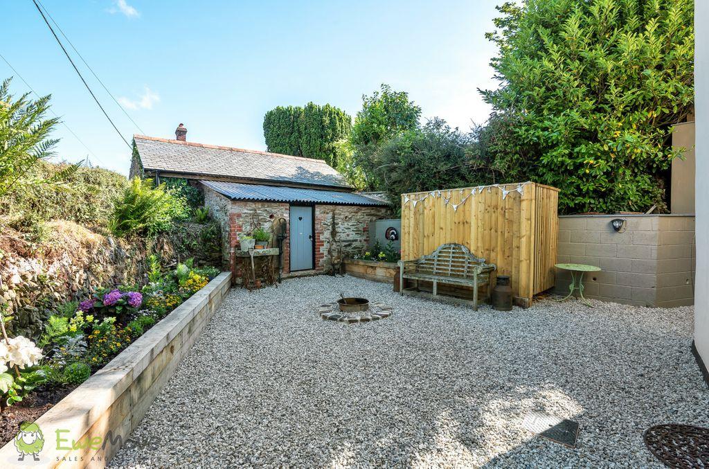 Courtyard Garden